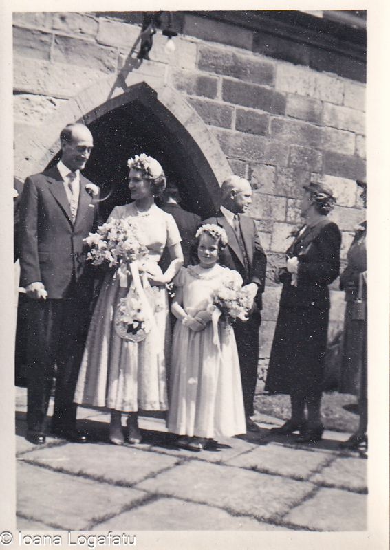 Joyous wedding in a historic venue