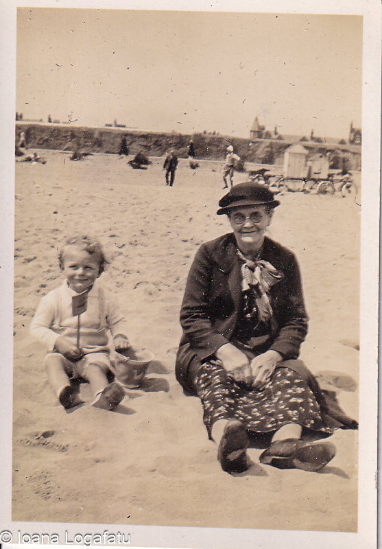 Smiles and sunshine on a sandy beach day