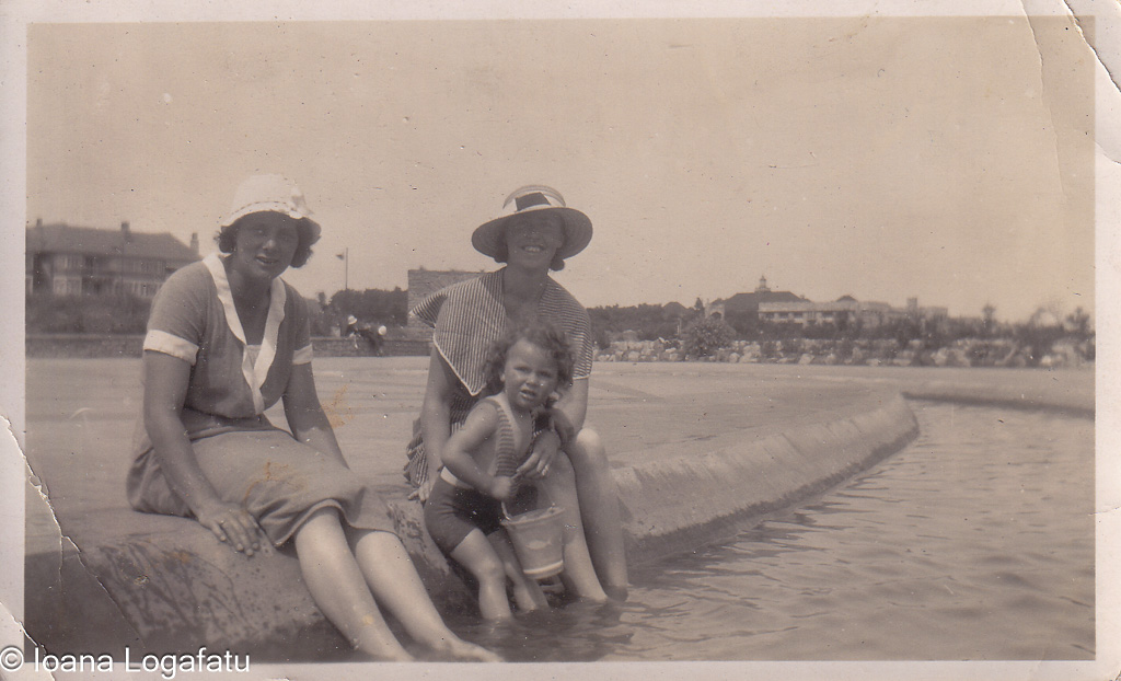 Sunny beach days by the water