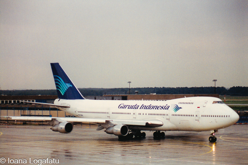 Garuda Indonesia plane readies for rain