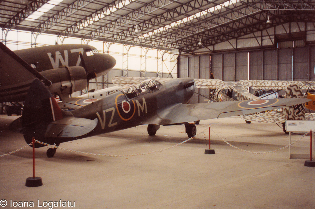 Historic aircraft showcase aviation history