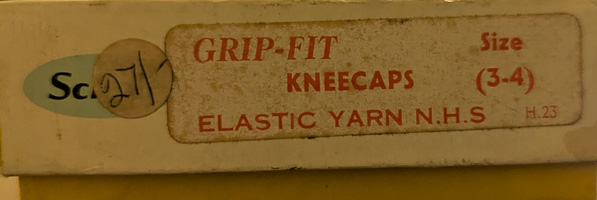 Elastic yarn kneecaps for size 3-4
