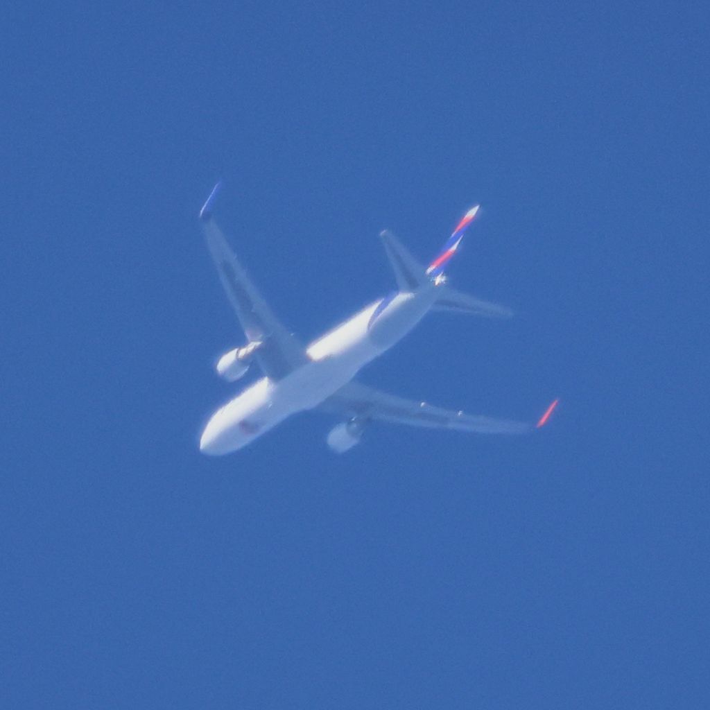 CC-BDC: LATAM Cargo  Boeing 767-316(ER)(BCF)
