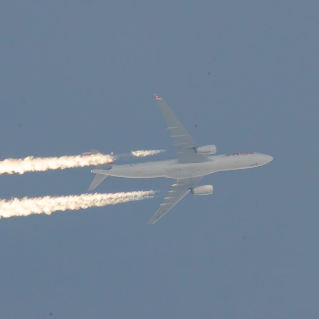 HB-JHM: Swiss  Airbus A330-343