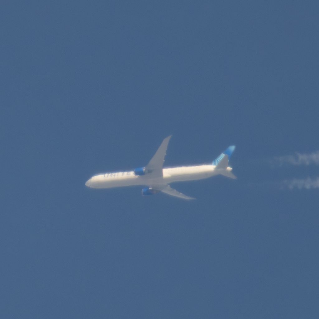 N76065: United Airlines  Boeing 767-424(ER)